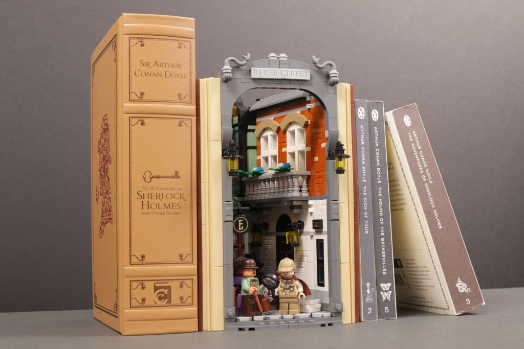 LEGO Icons 10351 Sherlock Holmes Book Nook review 36 1024x683