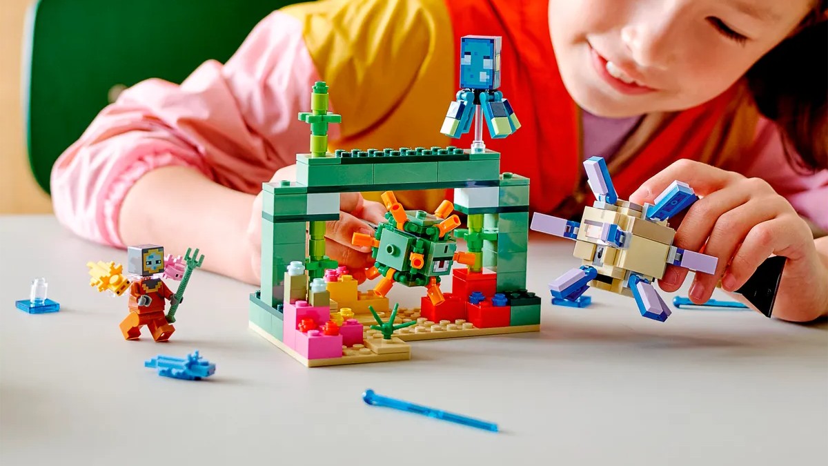 LEGO Minecraft could be about to shake up its minifigures