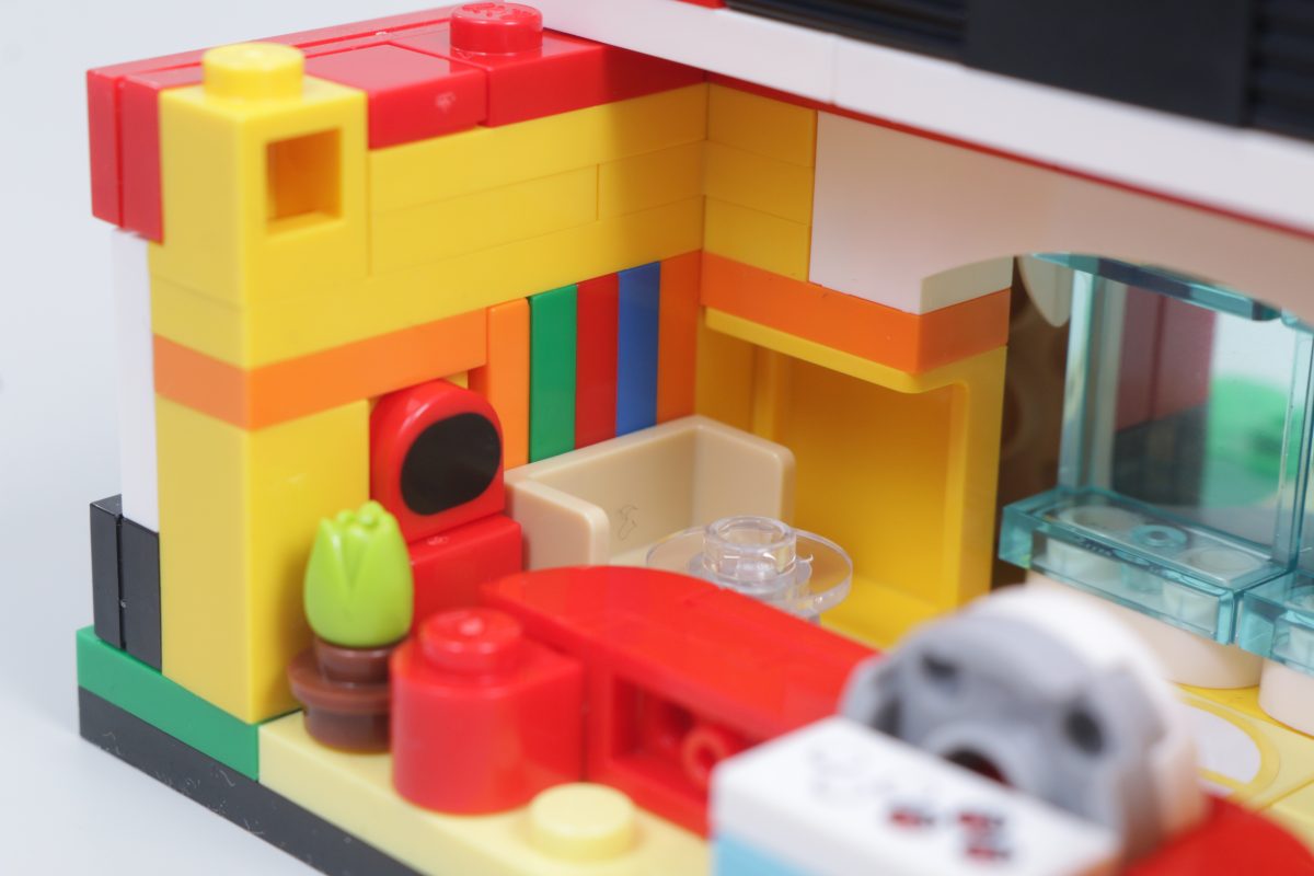 LEGO Pokemon 40911 Mini Pokemon Center review 4 1200x800