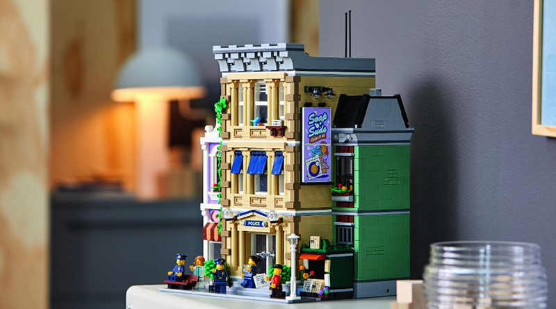LEGO Modular Buildings Collection 10278 Police Station announced