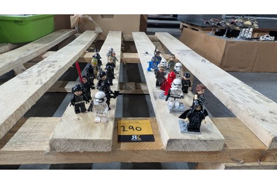 LEGO Brick Live auction Star Wars minifigures