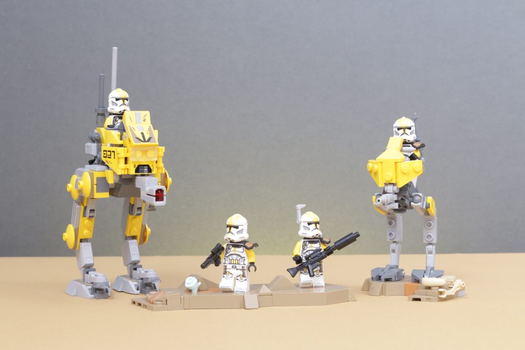 Custom LEGO Star Wars MOC AT RT 501st 327th Clone Troopers build 2 1024x683