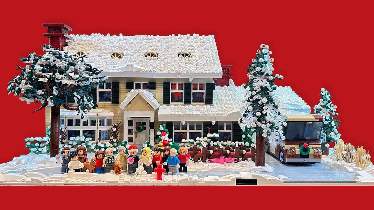 LEGO Ideas National Lampoons Christmas Vacation Complete Griswold House featured