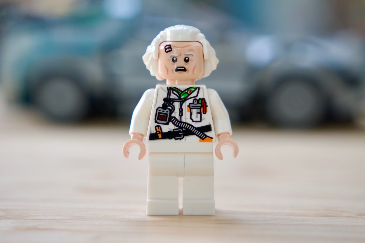 LEGO 77256 Time Machine from Back to the Future review 17 1200x800