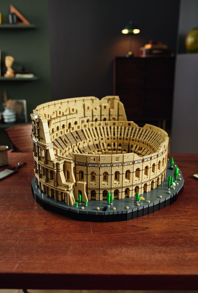 LEGO 10276 Colosseum 17