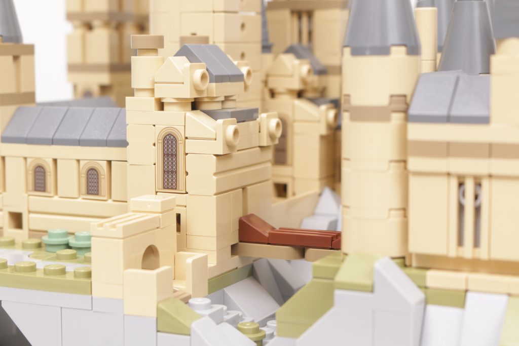 LEGO Harry Potter 76419 Hogwarts Castle and Grounds review 29 1024x683