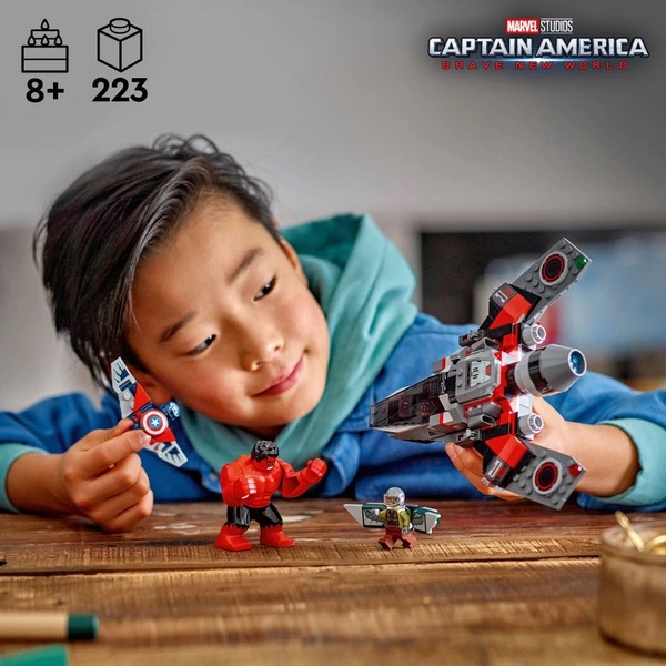 LEGO Marvel 76292 Captain America vs. Red Hulk Battle 2