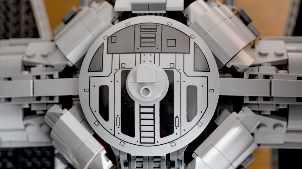 LEGO Star Wars 75382 TIE Interceptor UCS 30 1024x576