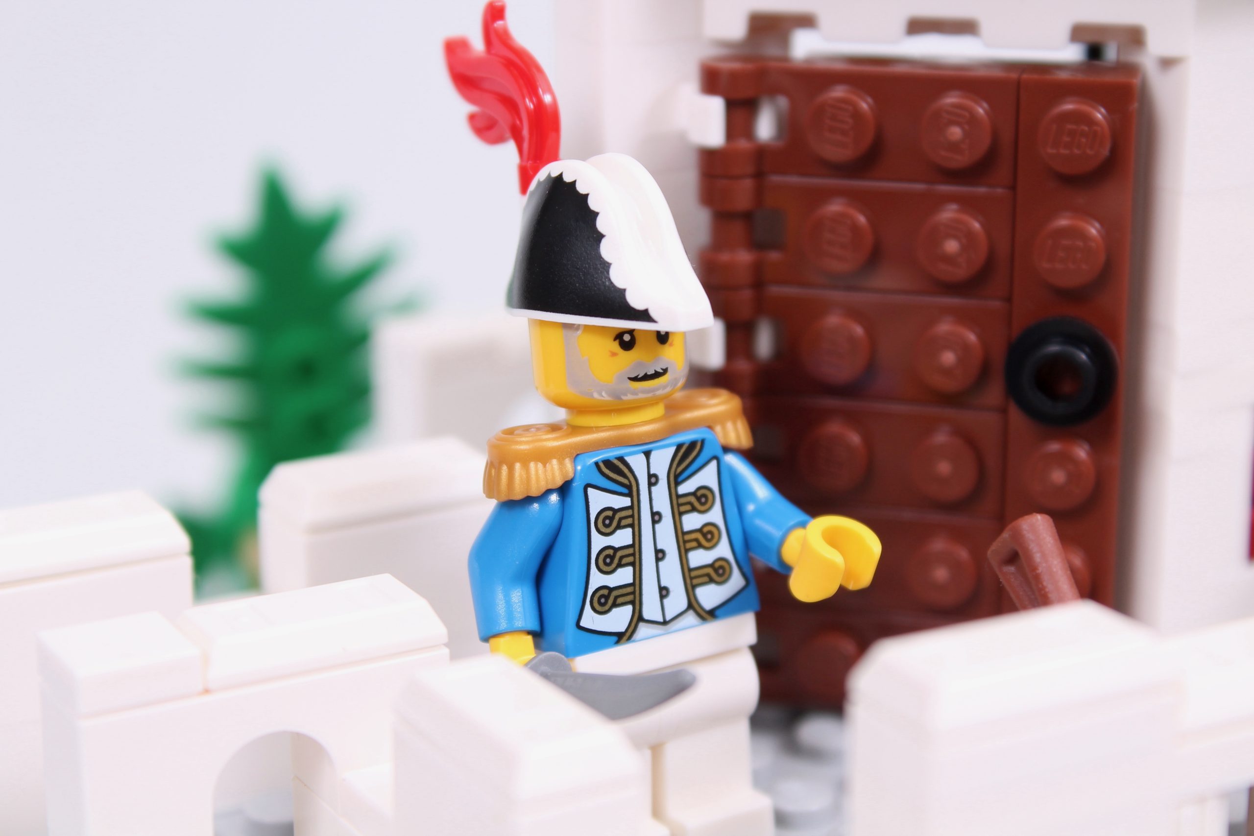 LEGO Icons 10320 Eldorado Fortress review 20 scaled
