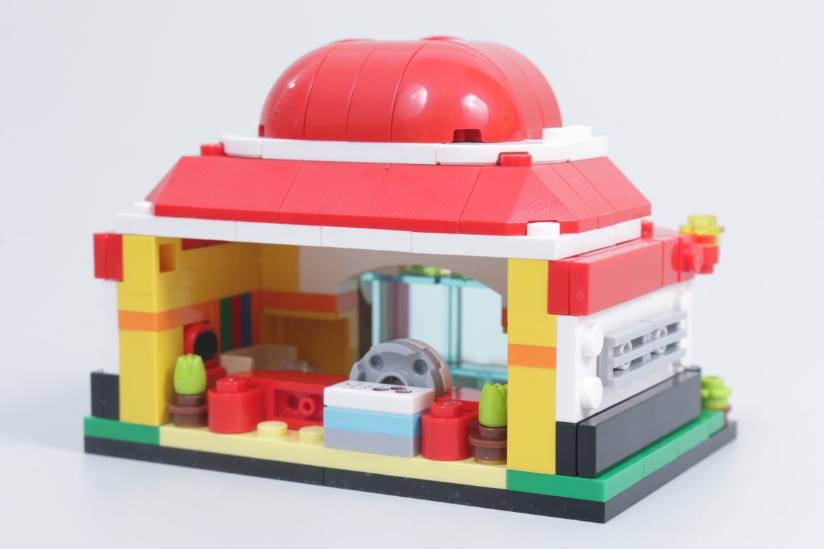 LEGO Pokemon 40911 Mini Pokemon Center review 3 1200x800