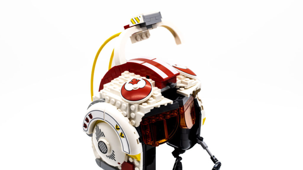 75327 Luke Skywalker Red Five Helmet 11 1024x576