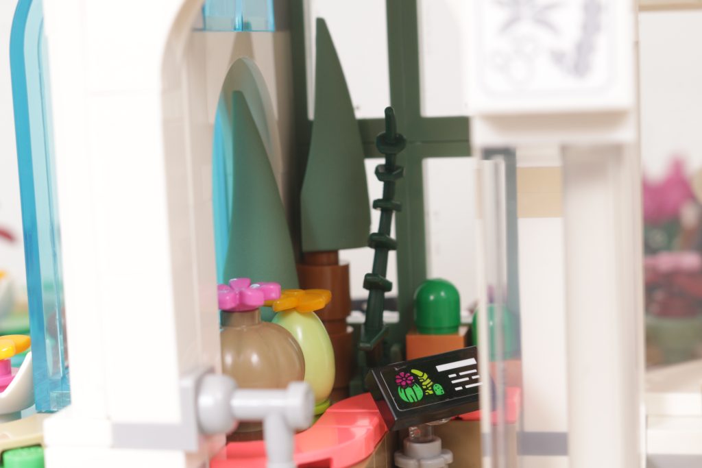 LEGO Friends 41757 Botanical Garden review 24 1024x683