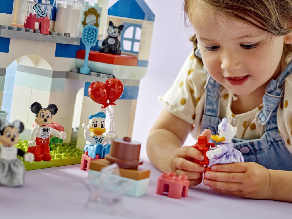 LEGO DUPLO 10998 Disney 3 in 1 Magical Castle 3 1024x768