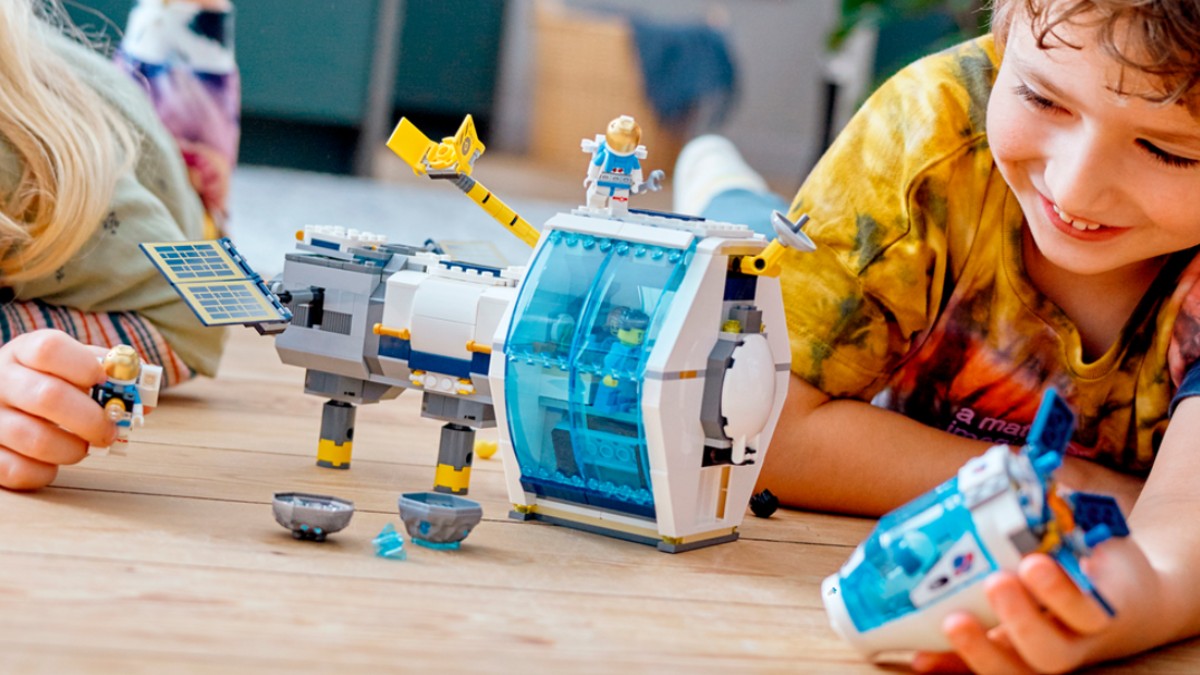 Latest LEGO CITY space station set is available now