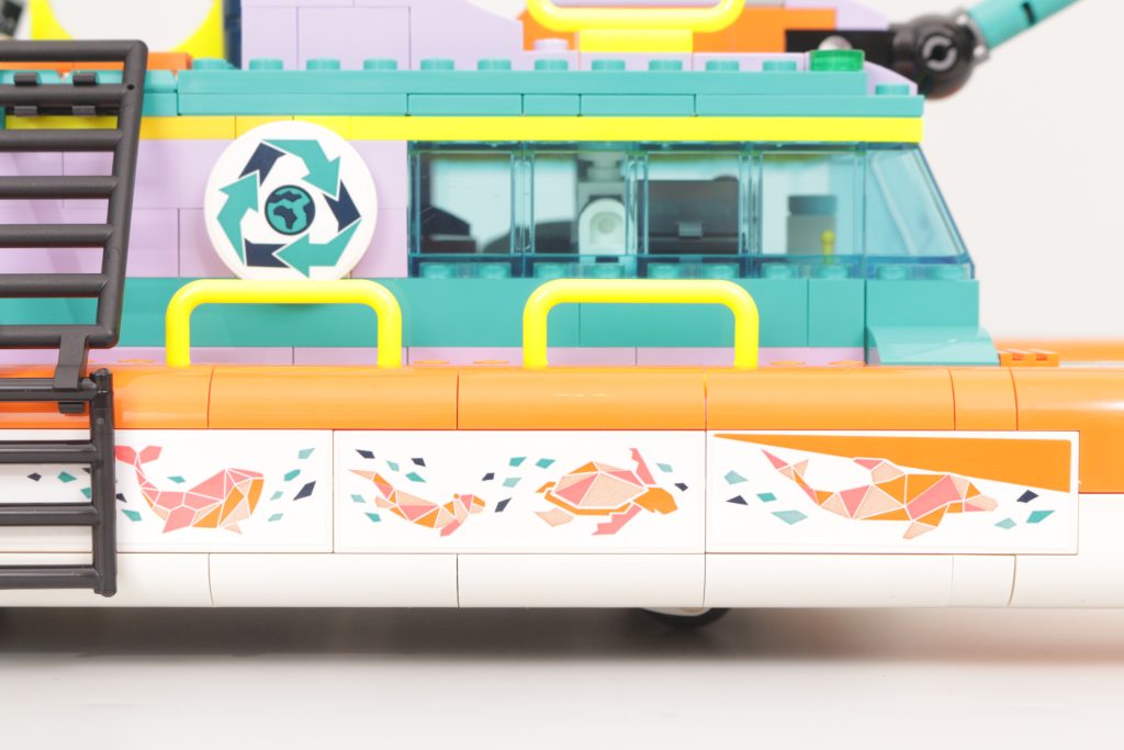 LEGO Friends 41734 Sea Rescue Boat review 14 1024x683
