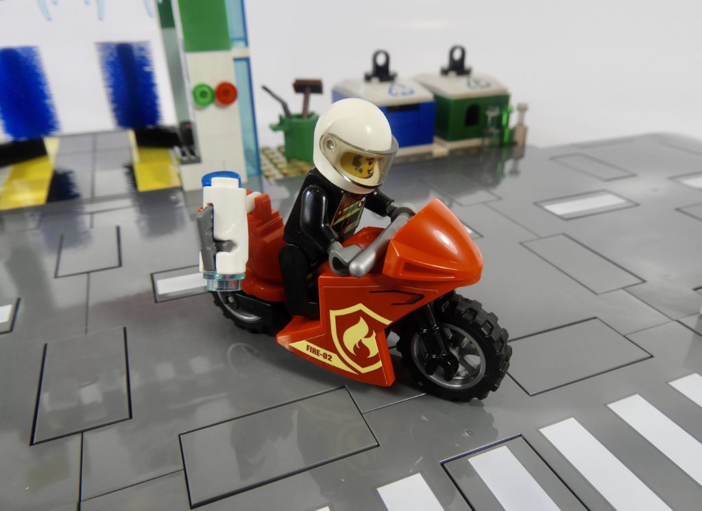 LEGO CITY 60292 Town Center review 6