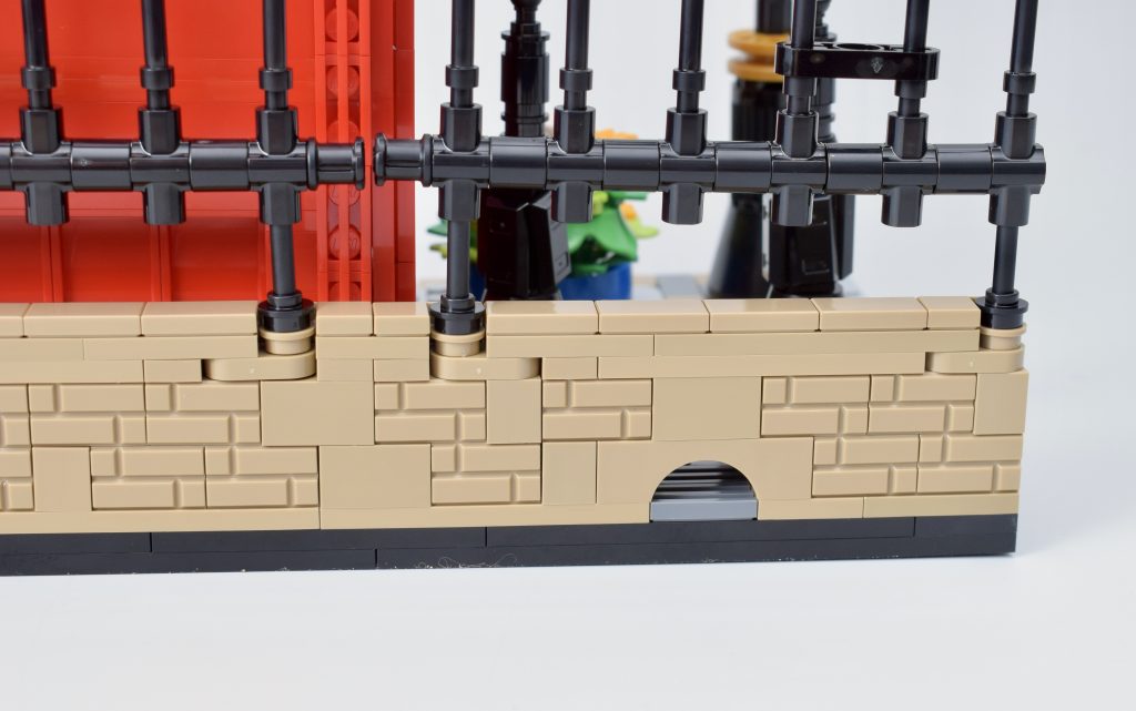 LEGO Ideas 21347 Red London Telephone Box review 9 1024x641