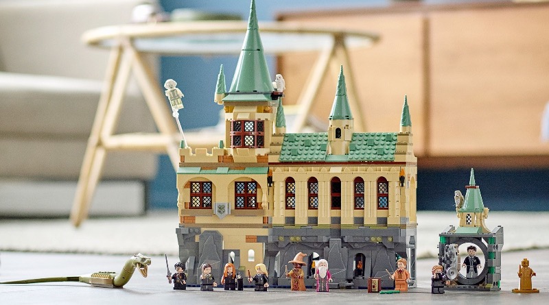 What do the LEGO Harry Potter 20th anniversary sets look like with grey roofs?