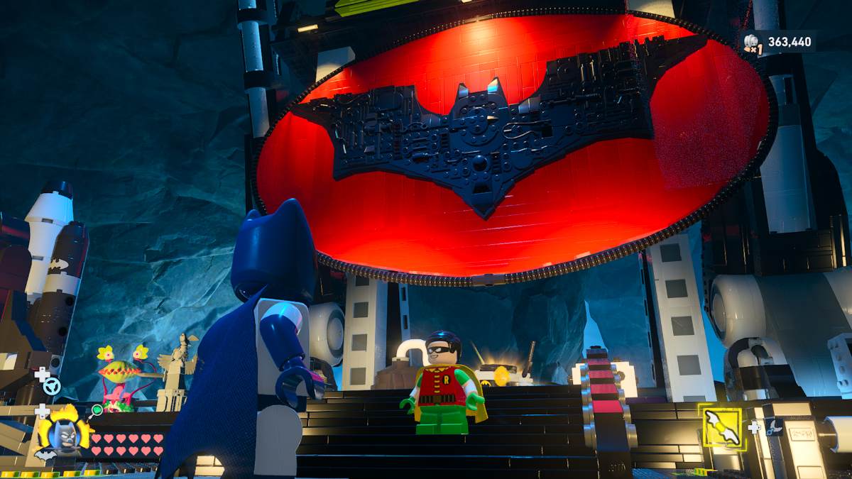 LEGO Batman Legacy of the Dark Knight change Bat logos